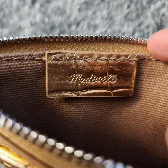 Madewell Zip Card Case Holder Gold Metallic Crocodile Embossed - Picture 5 of 8